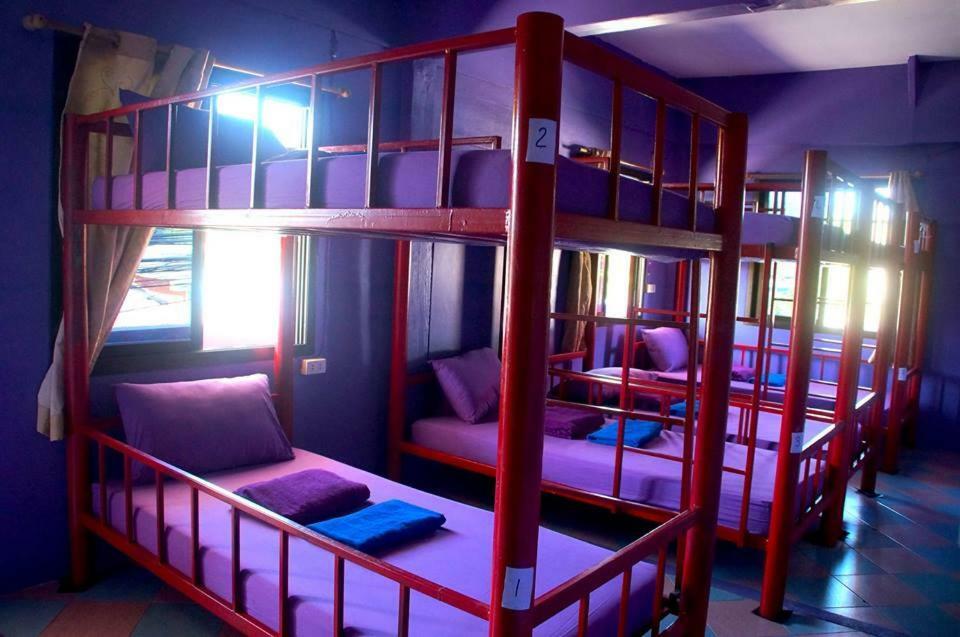 Above & Beyond Hostel Baan Tai Extérieur photo