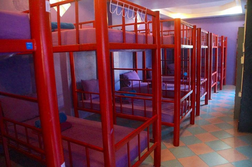 Above & Beyond Hostel Baan Tai Extérieur photo